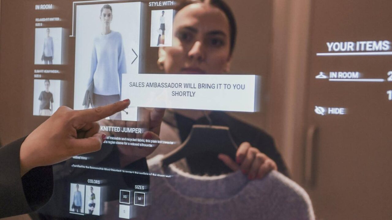 How AI is Transforming Retail: Innovations and Trends